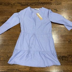 Never worn 3/4 sleeve lightweight draw string dress